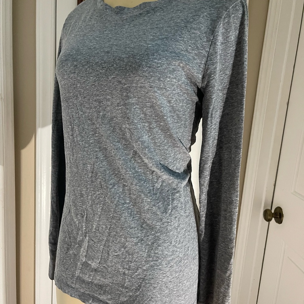 Mossimo Supply Co. Charcoal Long Sleeve Top - Picture 4 of 8